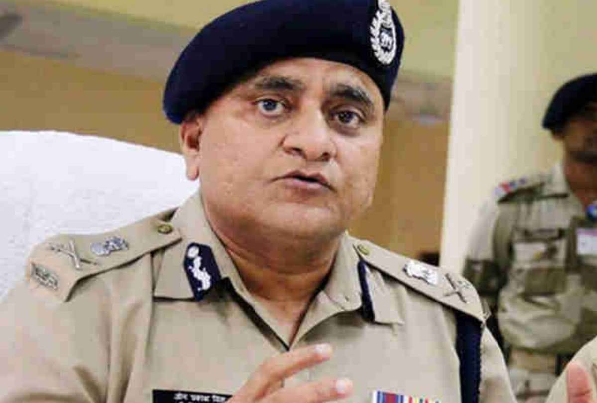 woman cop, who was with her child on duty to get posting near her home