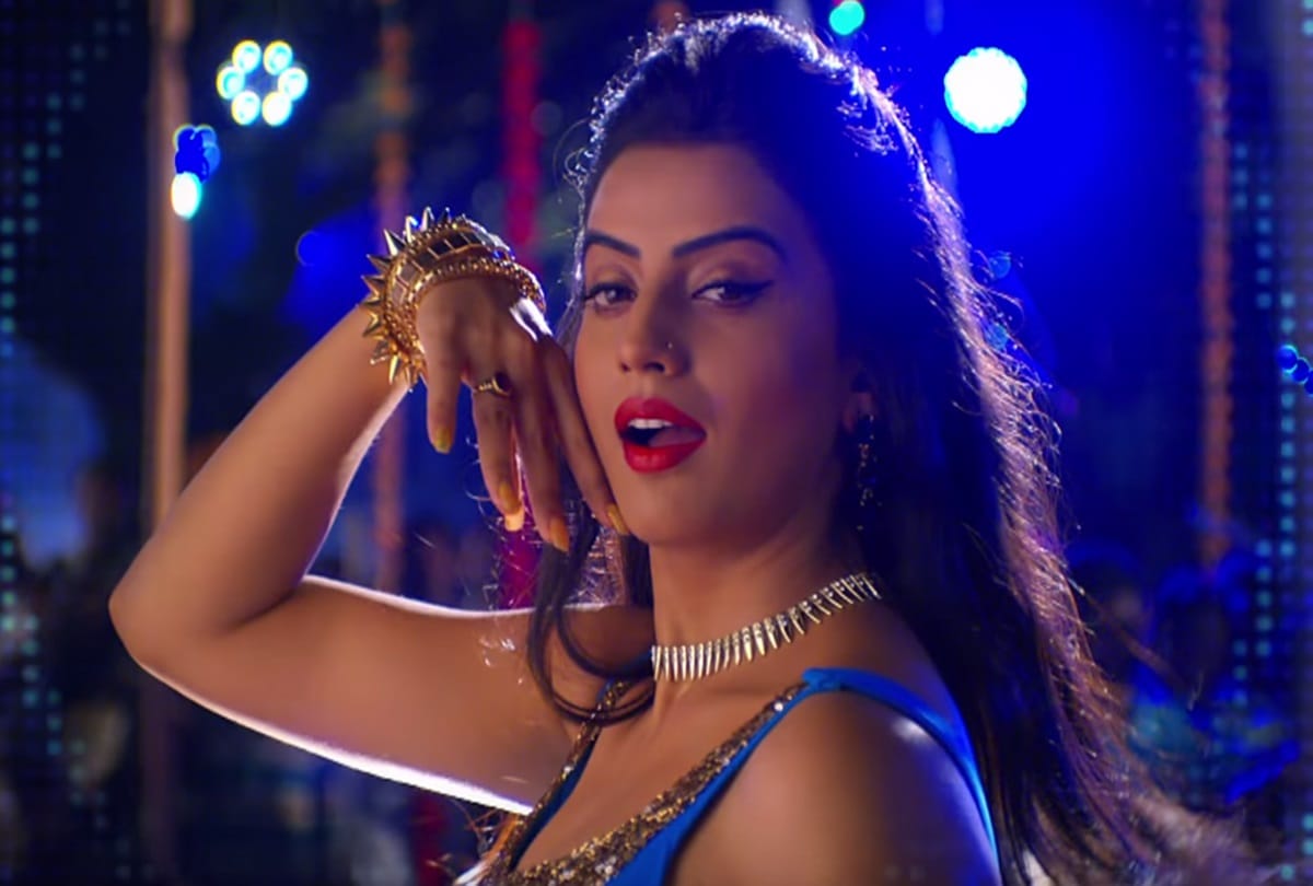 Khesari Lal Yadav Akshara singh film balam ji love you bhojpuri gana video song  Dhoka Deti Hai