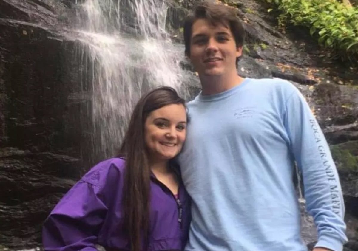 Girlfriend lip bitten off by her ex boyfriend with a strange reason