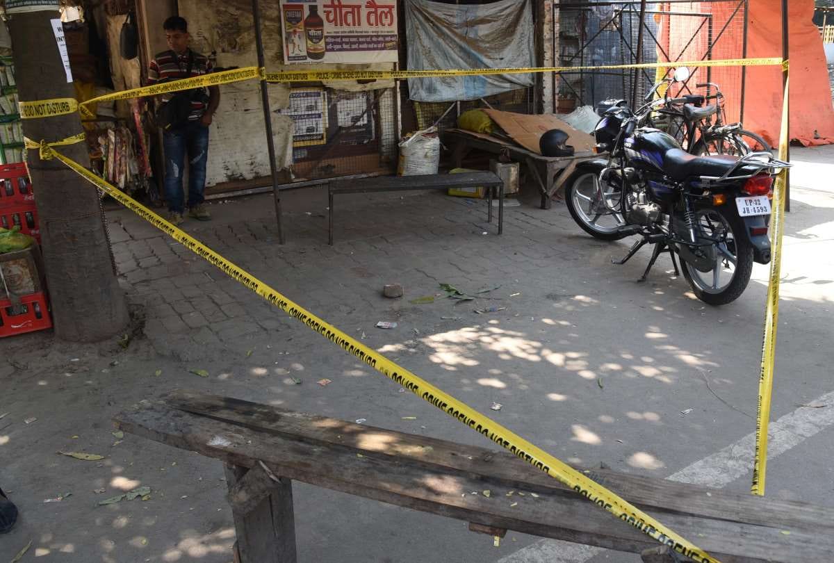 cashier killed and robbed in lucknow