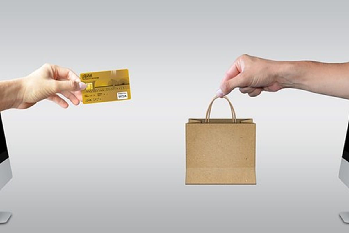 man gets 5 rupee soap instead of cell phone from online retailer bites postmaster