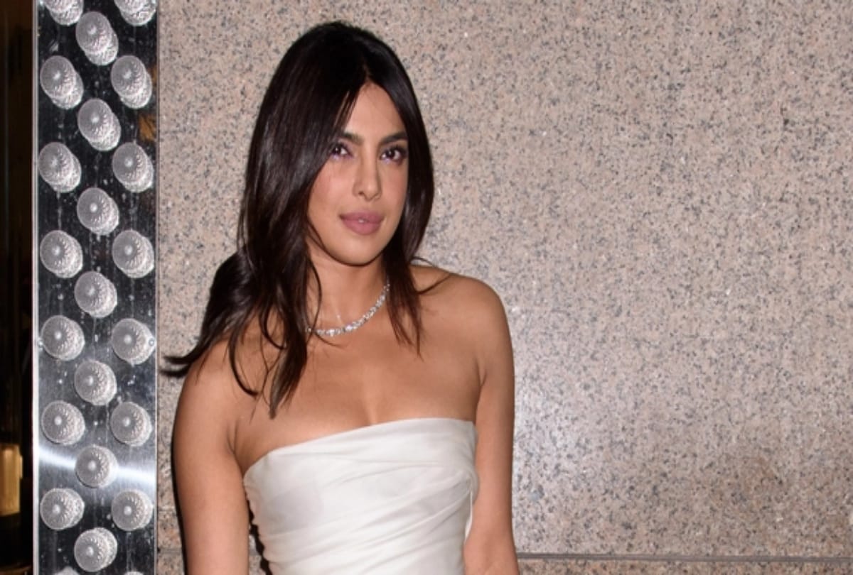 Mumbai Police take action against Priyanka Chopra for late night party