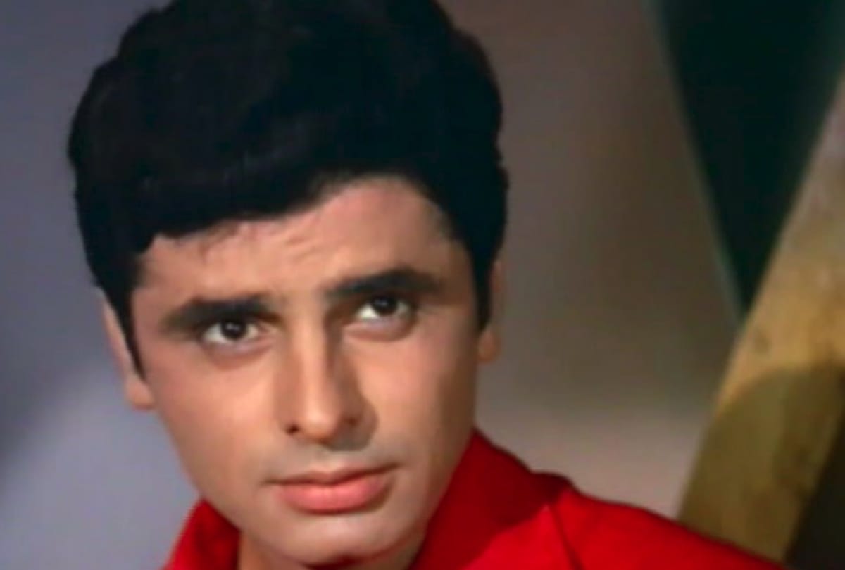 Sanjay Khan Birthday Special fact that he will always be remembered as Tipu Sultan