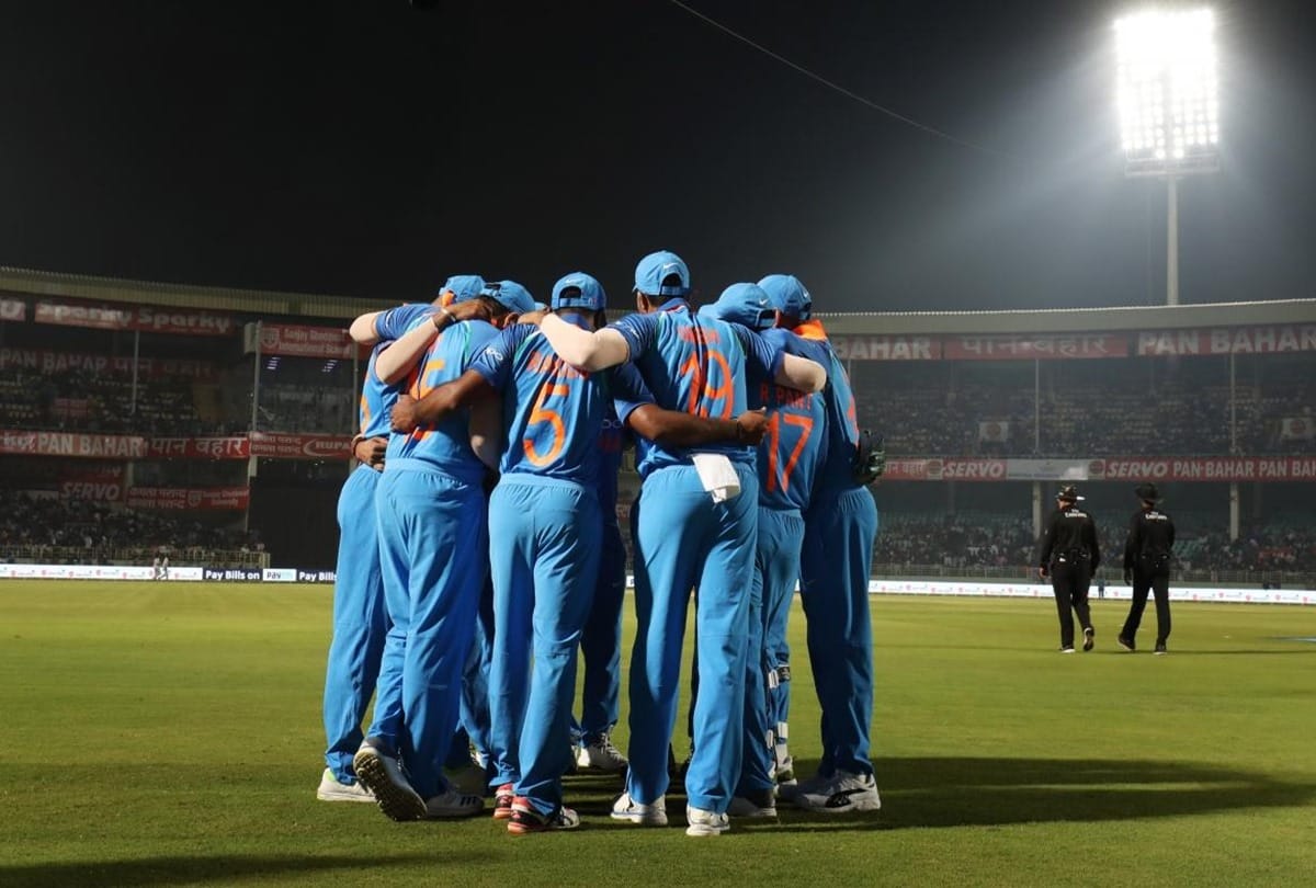 india vs australia second ODI at sydney 5 heroes