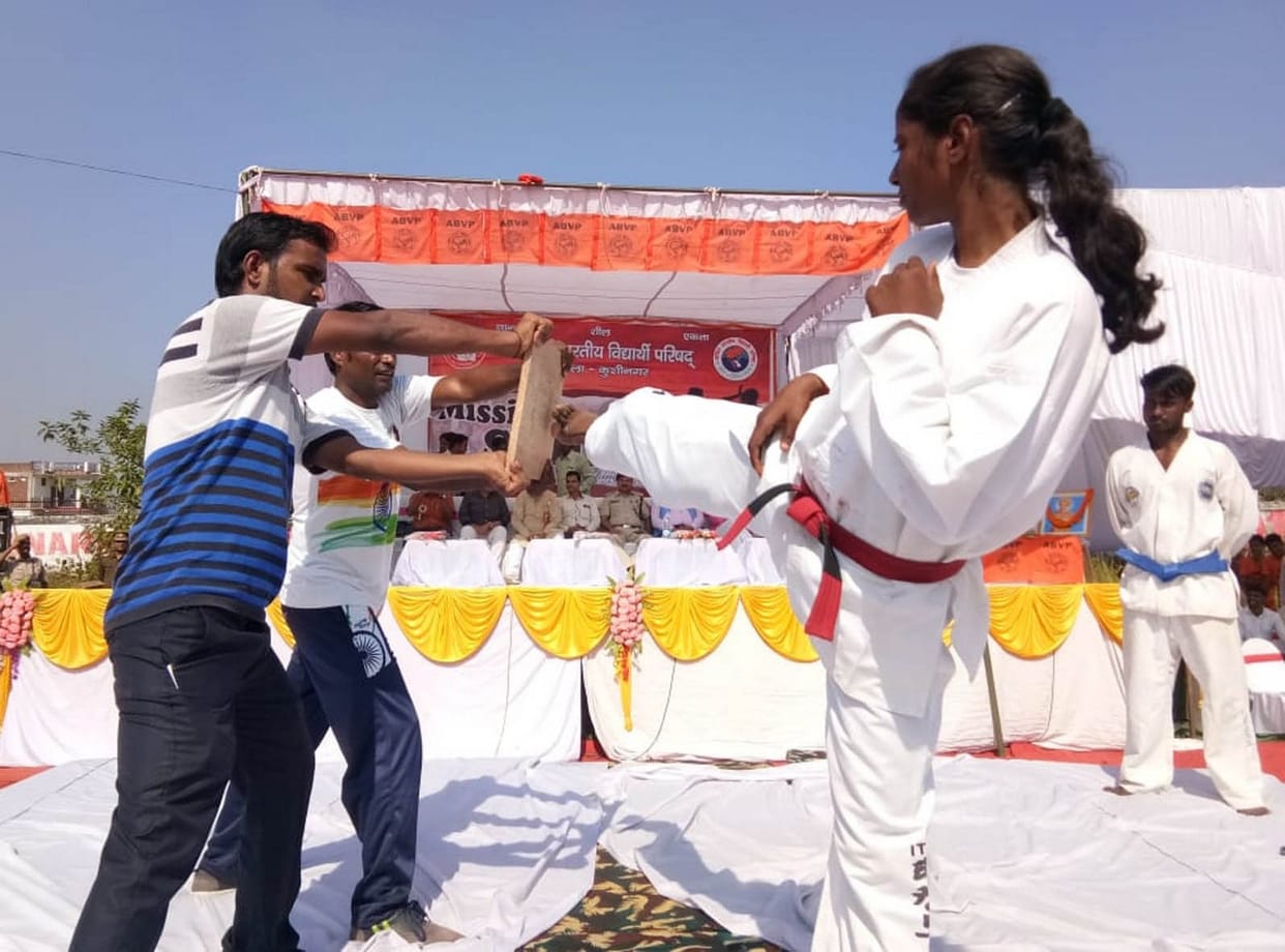 बेटियों की सुरक्षा हम सबकी जिम्मेदारी : सांसद