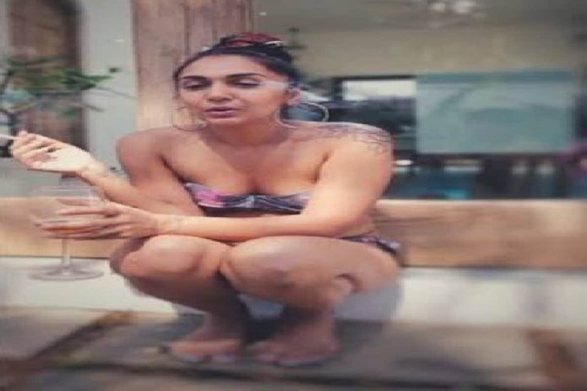 Shweta Salve trolled by bikini, cigarette and drinking, then the answer given to tollers