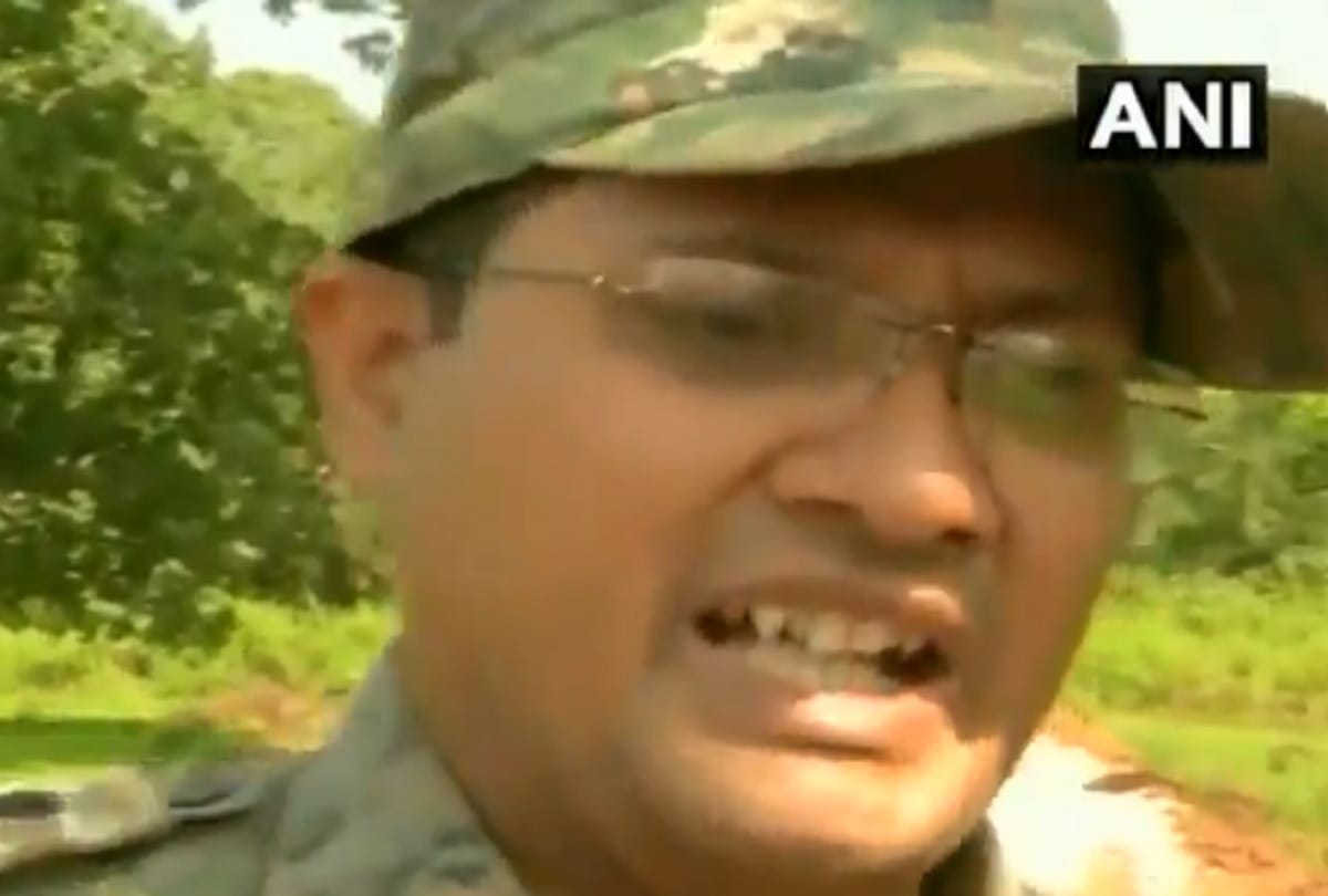 Dantewada SP Abhishek Pallav breaks down while talking about death of 3 people in Naxal attack