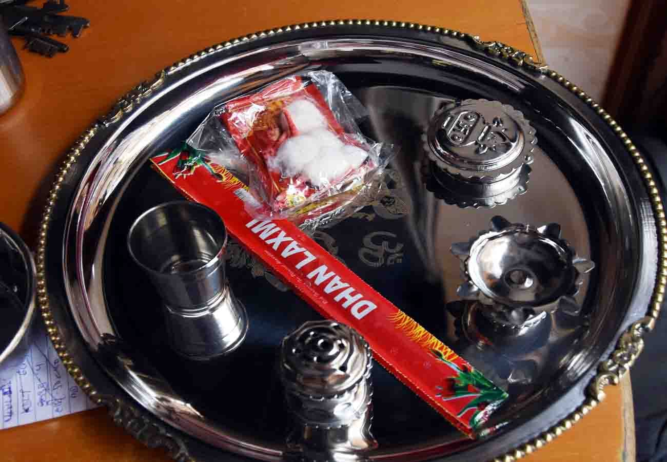 Laser Touch utensil changing colors coming in the Diwali market