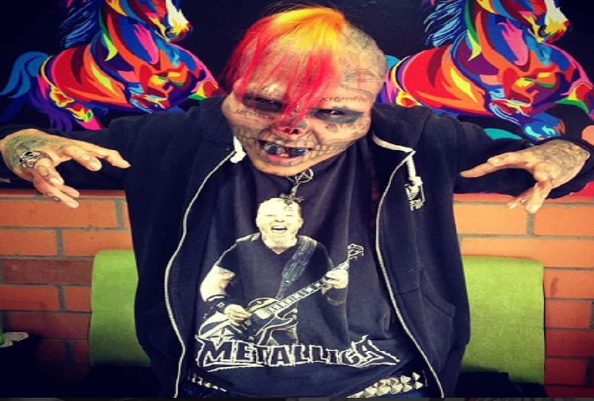 Meet Kalaca Skull, Colombian tattoo artist cuts off nose and ears to resemble skull