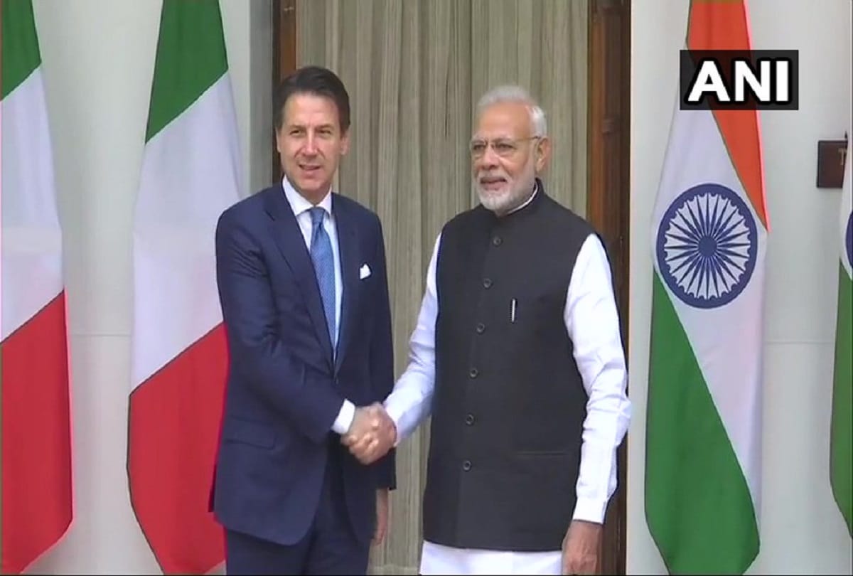 Italian prime minister giuseppe conte meets pm narendra modi in delhi