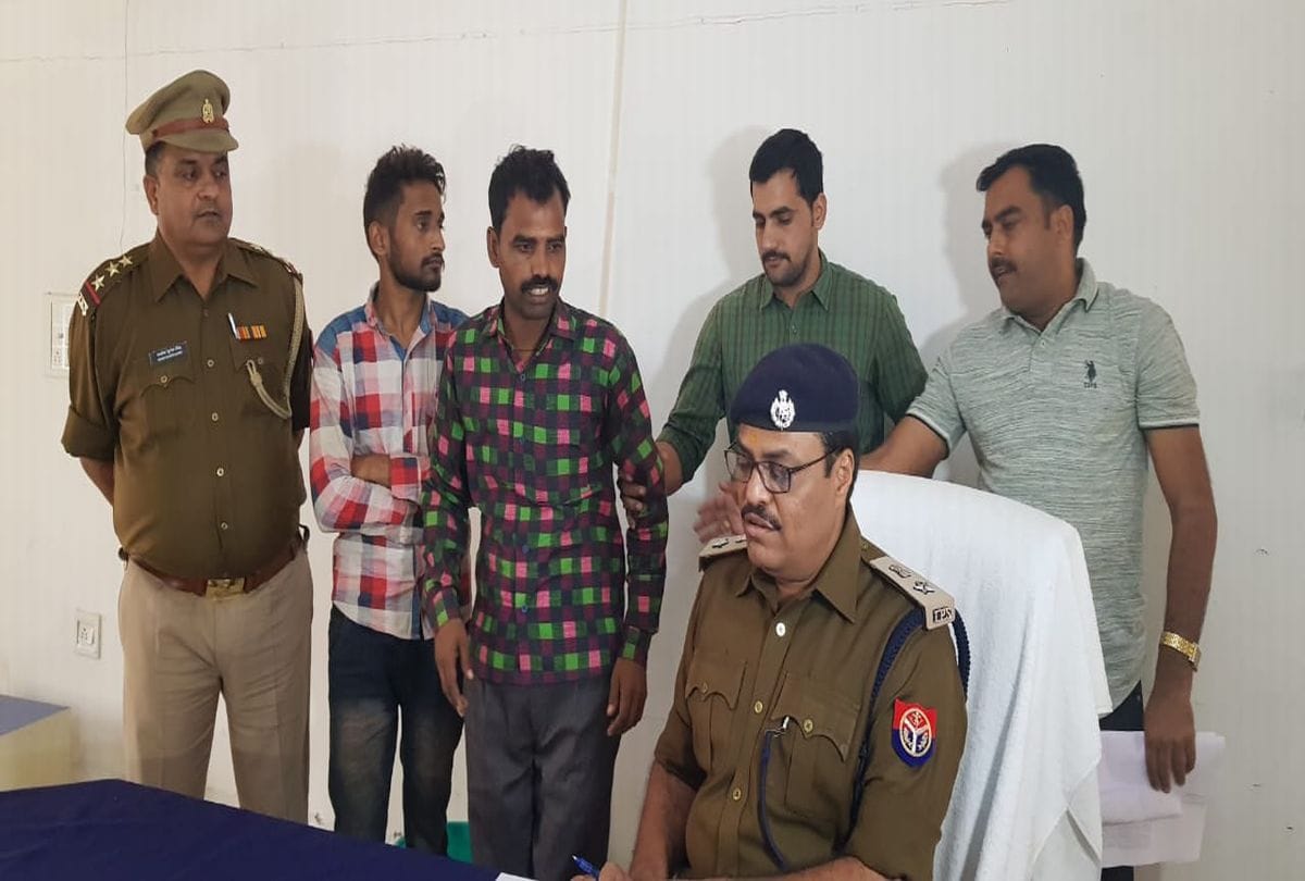 nephew looted uncle with friends