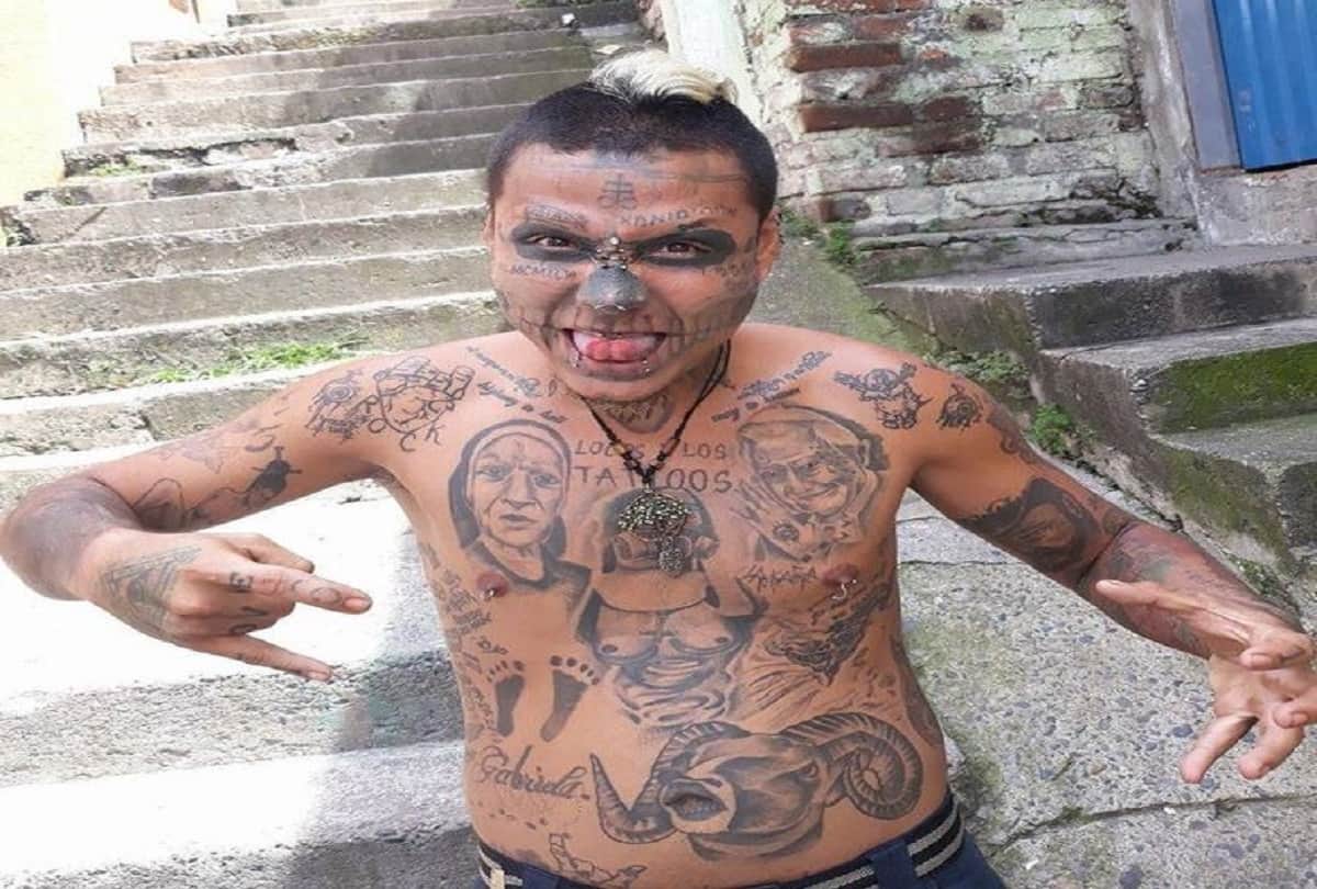Meet Kalaca Skull, Colombian tattoo artist cuts off nose and ears to resemble skull