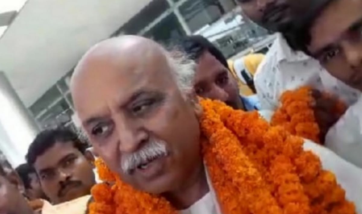 Pravin togadiya target to BJP in varanasi