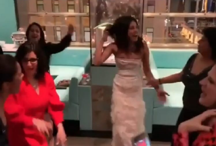 Priyanka Chopra and Nick Jonas mother dance video viral