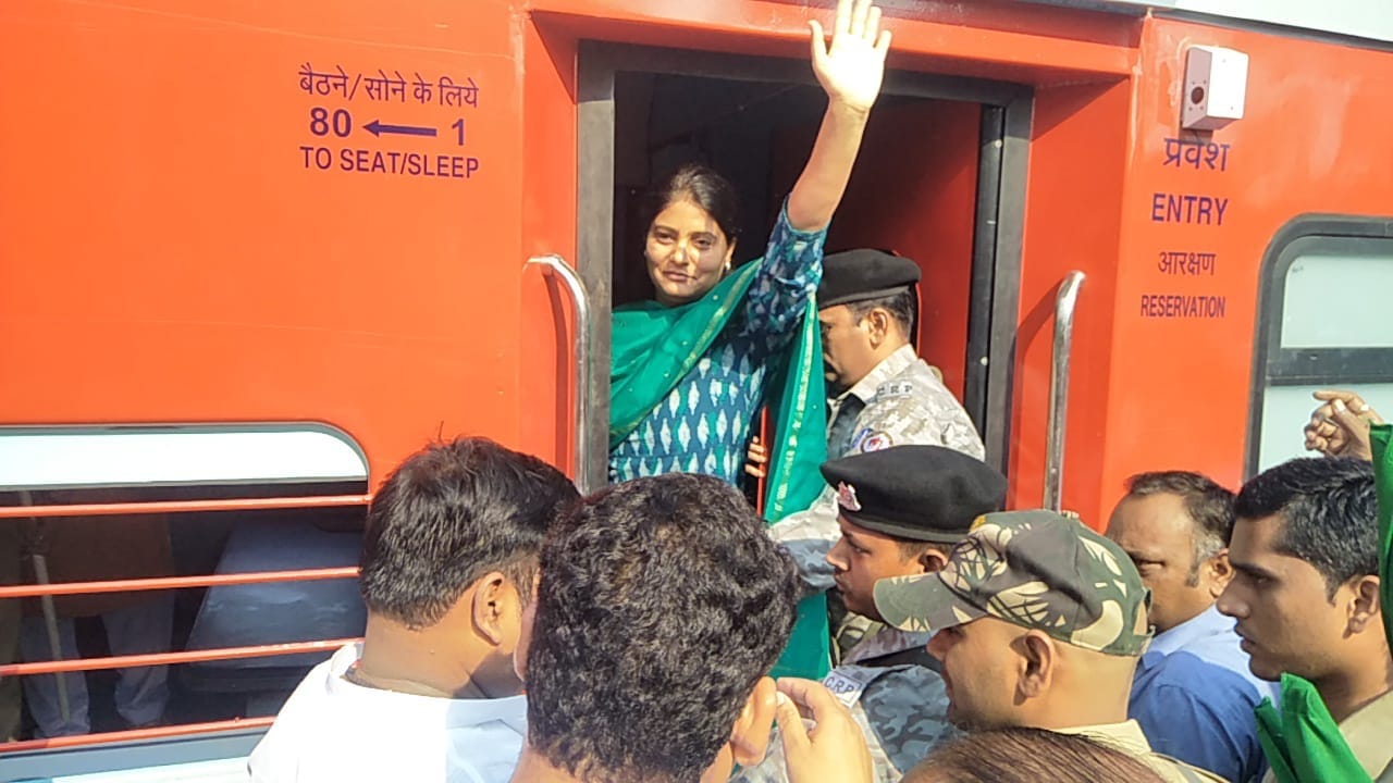 Statue of unity inauguration special train running from PM modi constituency