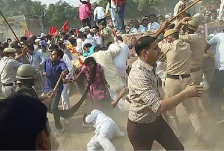 police lathicharge on employee in bhoona