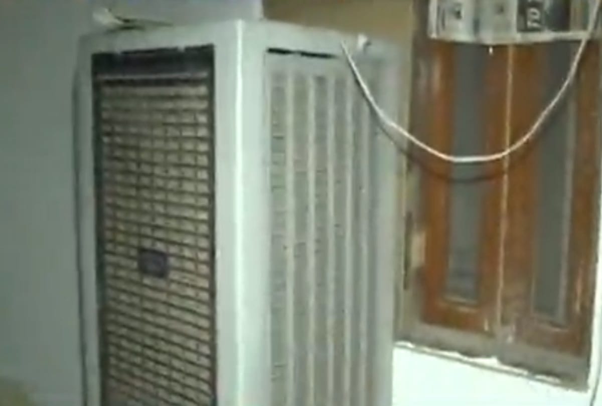 burari 11 death case bhatia family house become haunted spot for locals
