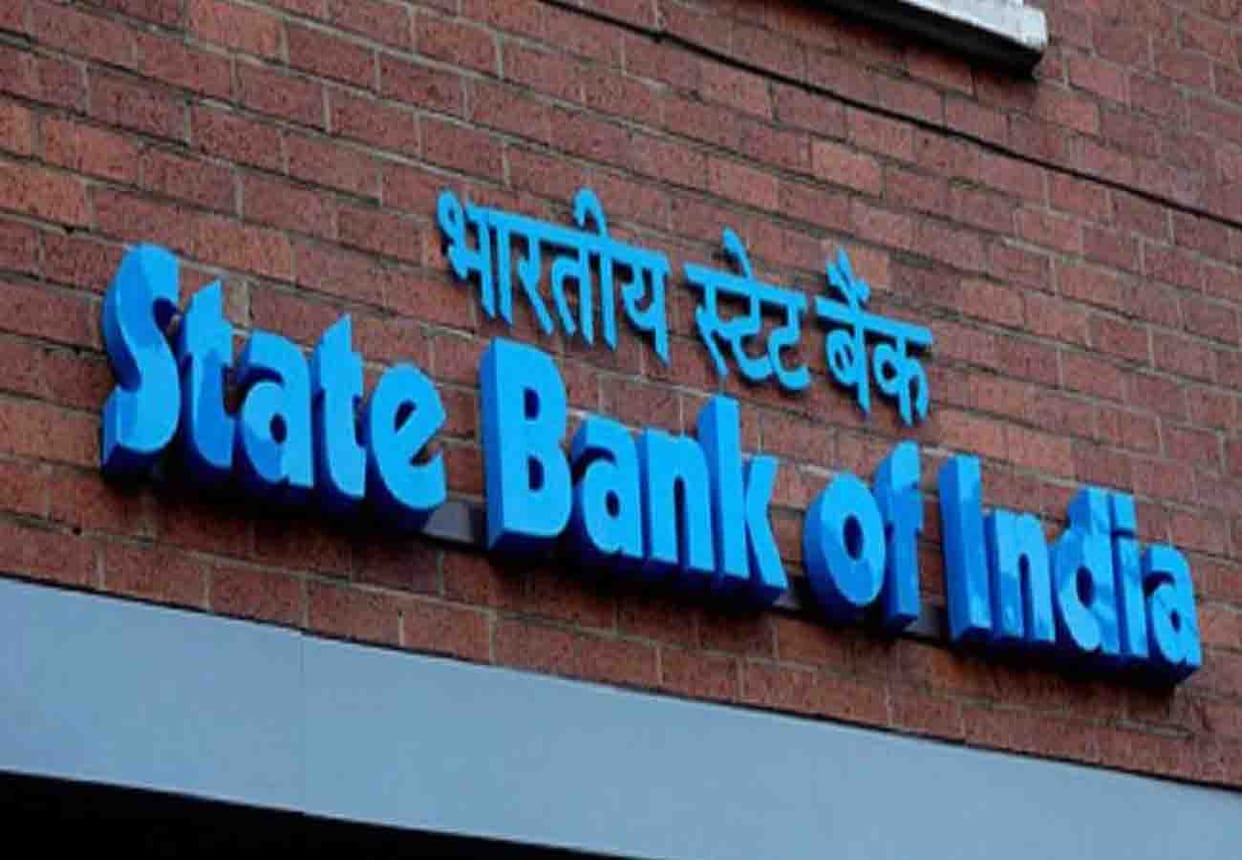 Big news for SBI account holders, bank fixed the limit to withdraw cash