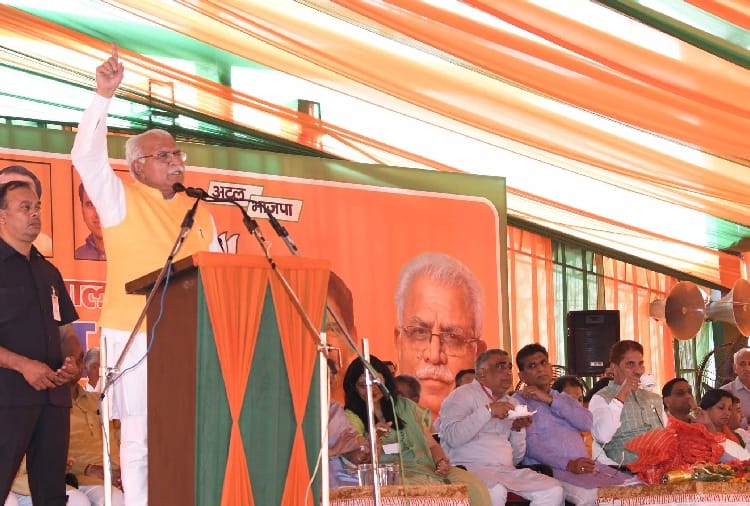 CM Manohar Lal accepts Kejriwal's Challenge