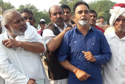 police lathicharge on employee in bhoona