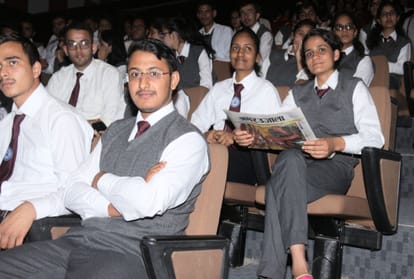 amar ujala samvad print media and social media credibility