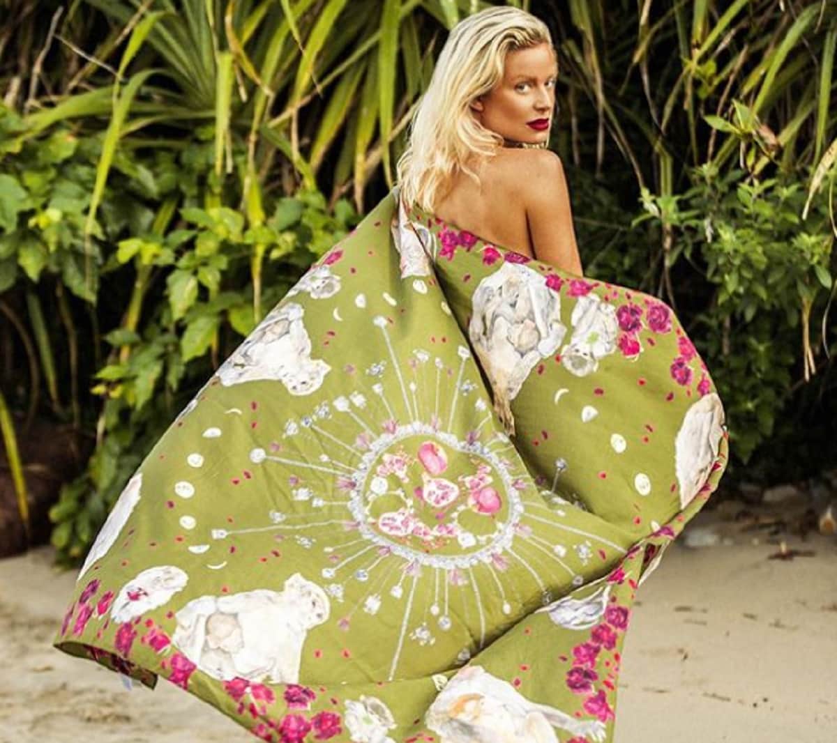 to inspire others Woman covers herself in blood