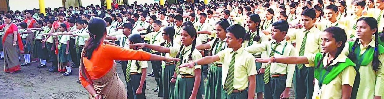 students, policeman participated in run for unity