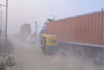 agra city air very polluted and harmful