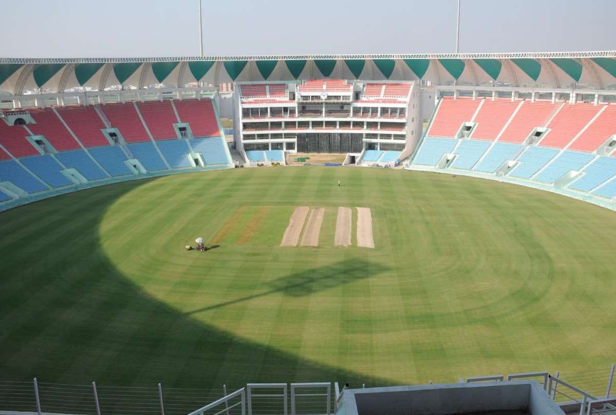 up cm and governor will see t-20 match in lucknow