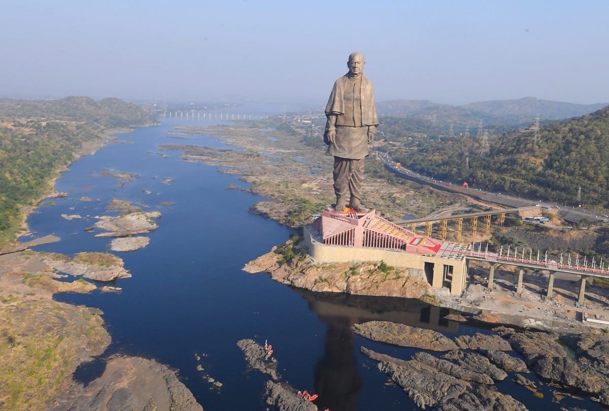this is how statue of unity was made in 45 months by two indian companies using 24 k tonn iron
