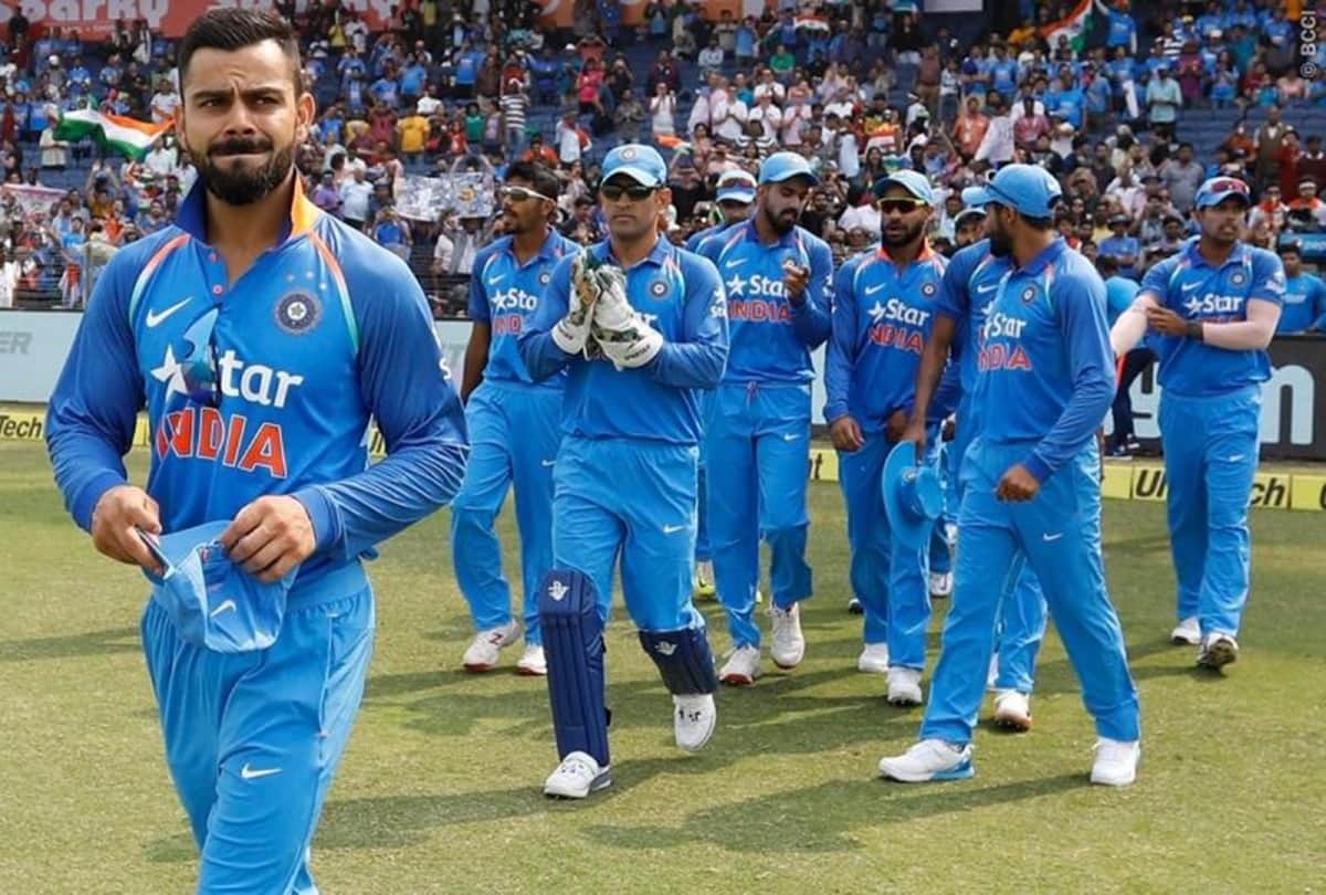 Indian Cricket Team used 11 players on number four in last two years but all are failed