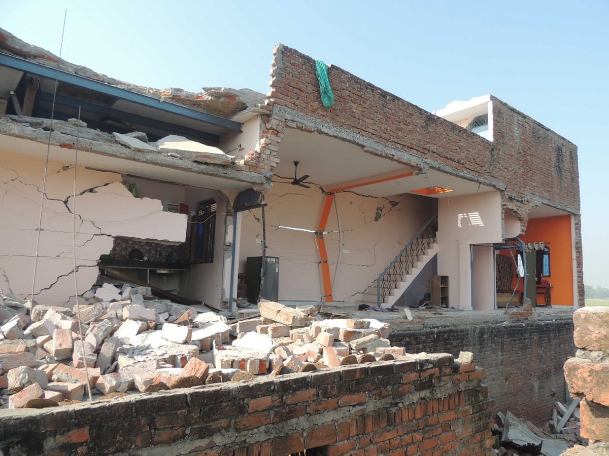 Blast in house at bhadohi husband and wife injured see photos