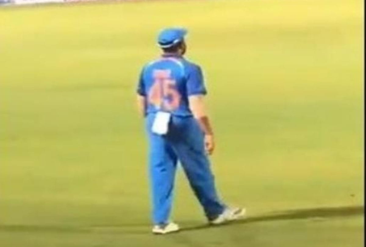 VIDEO: Rohit Sharma's gesture of patriotism shows how proud he is to don the blue jersey