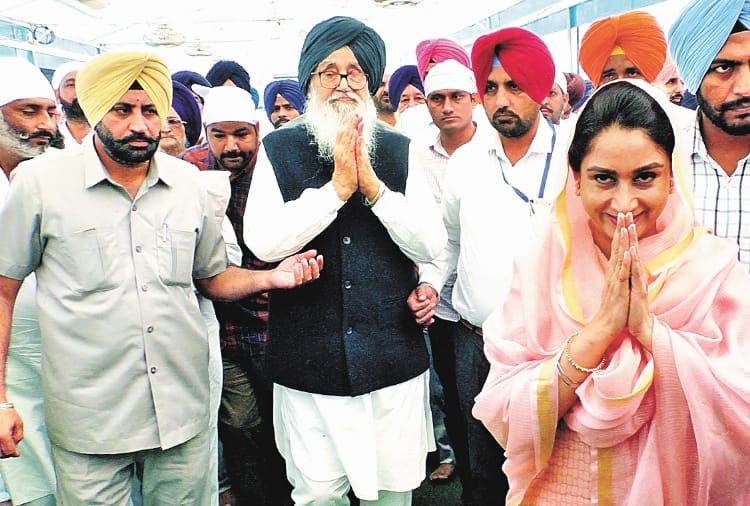 Former CM Prakash Singh Badal prayed at Takht Sri Damdama Sahib