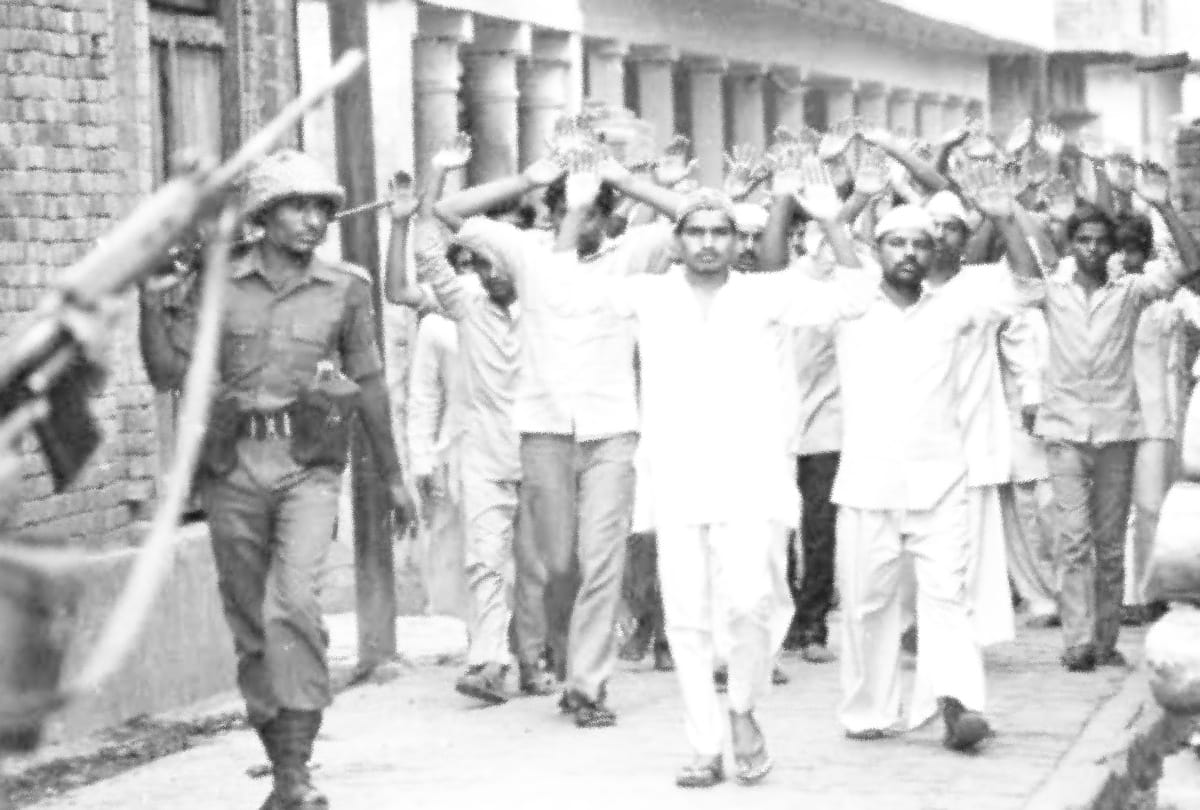 hashimpura massacre: delhi high court issues non bailable warrant against sho ghaziabad all update