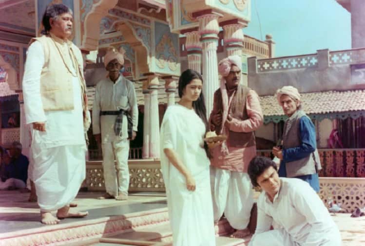 Padmini Kolhapure birthday because of one rape scene people called her adult actress