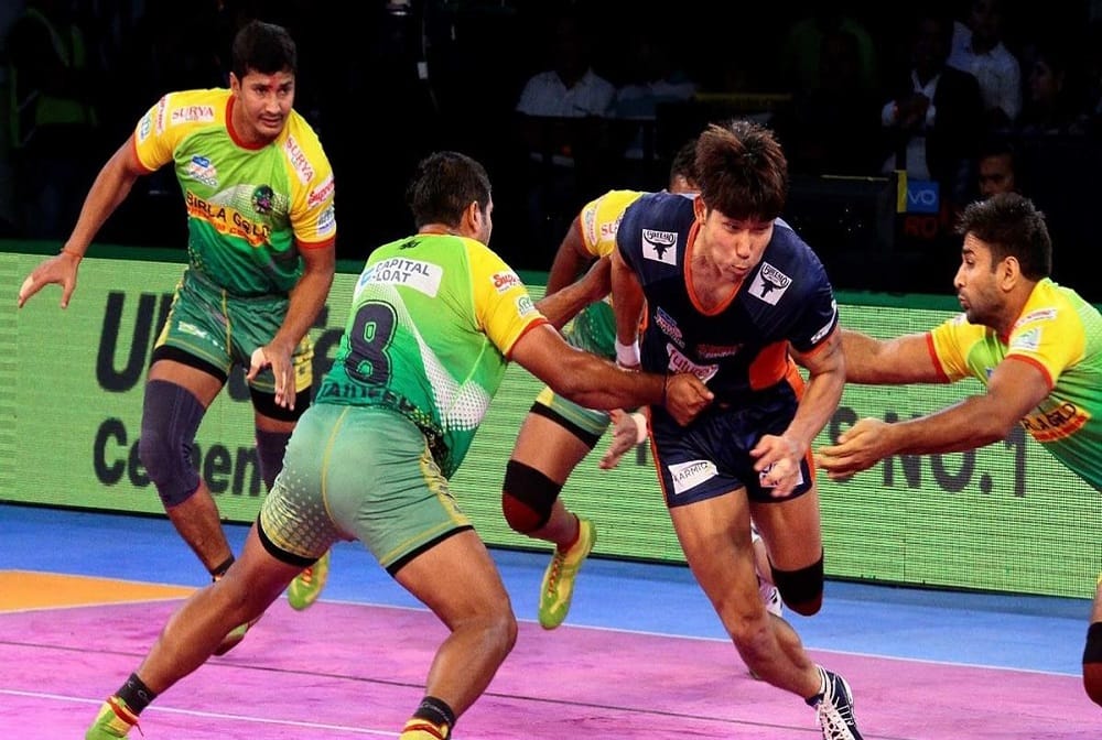 Patna Pirates beat Bengal Warriors by 29-27 in pro kabaddi 2018