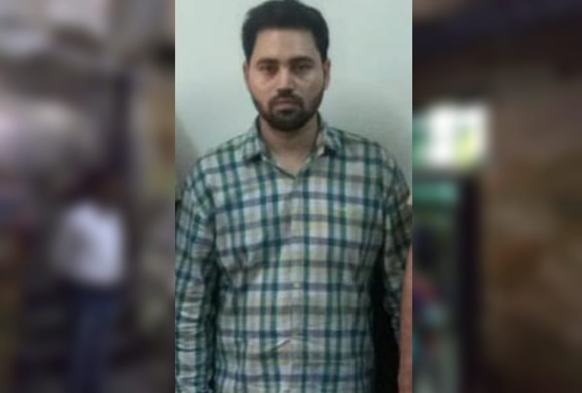 handkerchief lead delhi police to accused couple who murder 14 year old girl in timarpur