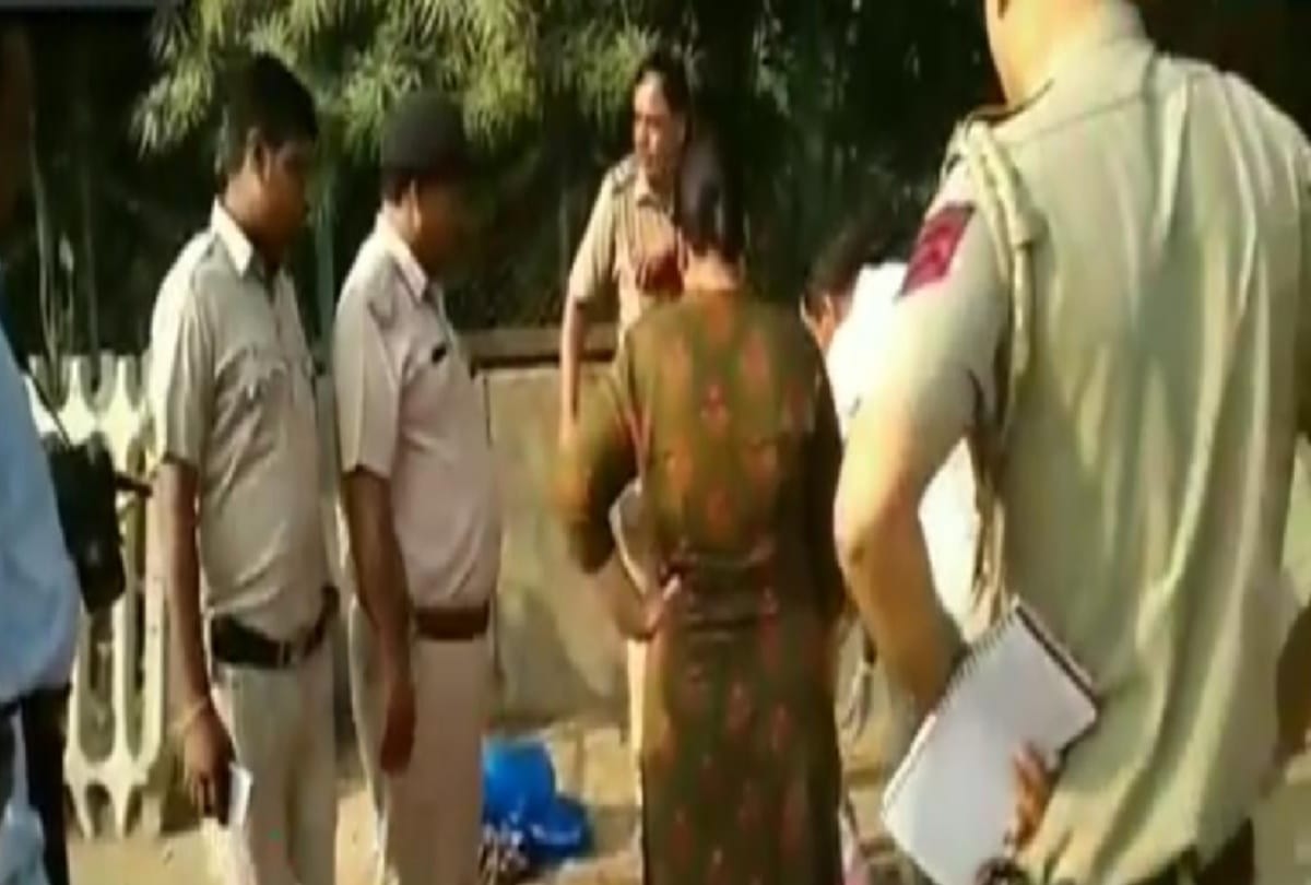 handkerchief lead delhi police to accused couple who murder 14 year old girl in timarpur