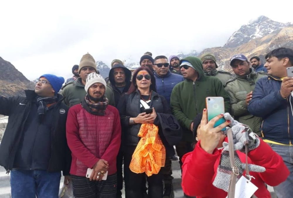 Mahesh Bhatt Feel Lord Shiva in kedarnath Dham visit For sadak 2 Movie