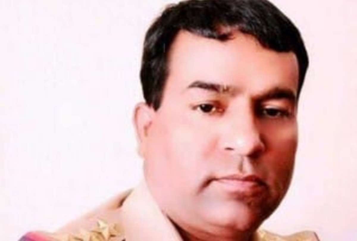 sp anurag vats suspended nand kumar tiwari for sending messages to women