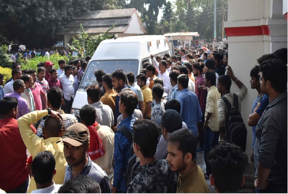 Achyutananda Murder Case Attacker ran away from cab after murder