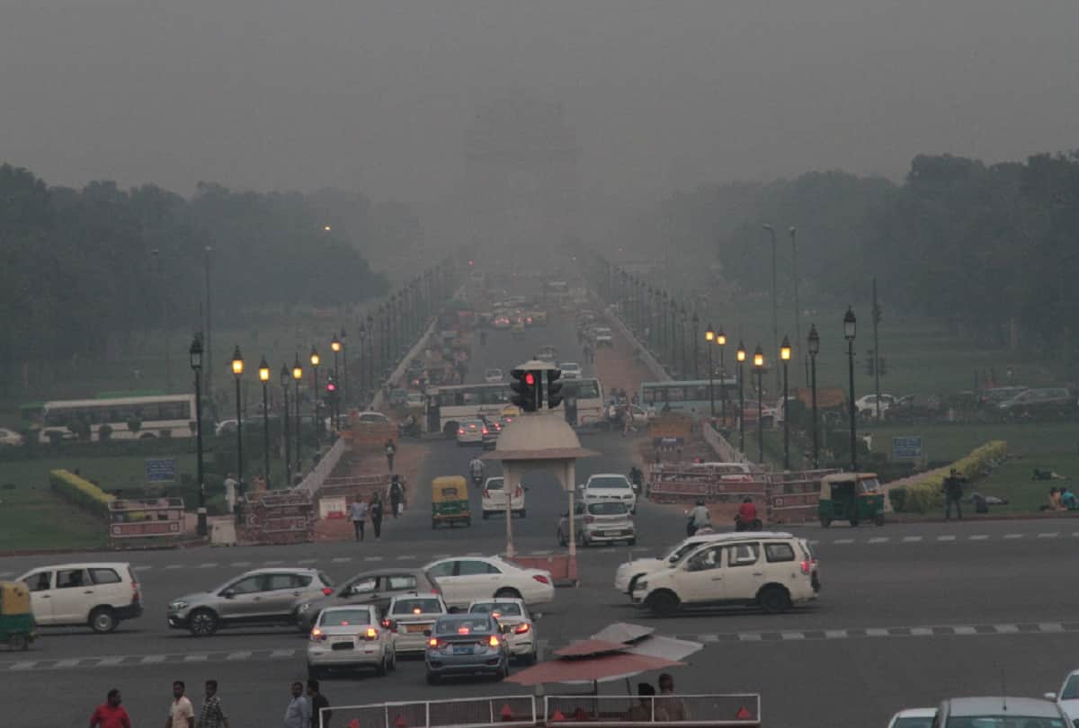 Delhi NCR air again bad for tempchar down and due to fog