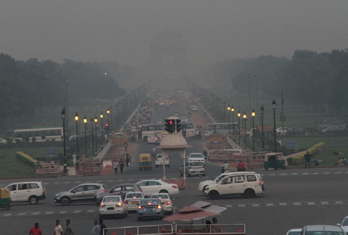 Delhi NCR air again bad for tempchar down and due to fog