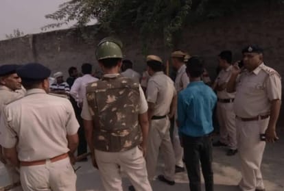 the two sides quarrel for funeral in rohtak of haryana