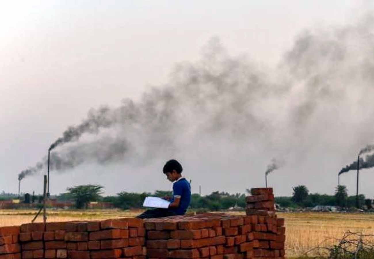 IIT Kanpur will provide Five mobile air samplers for city