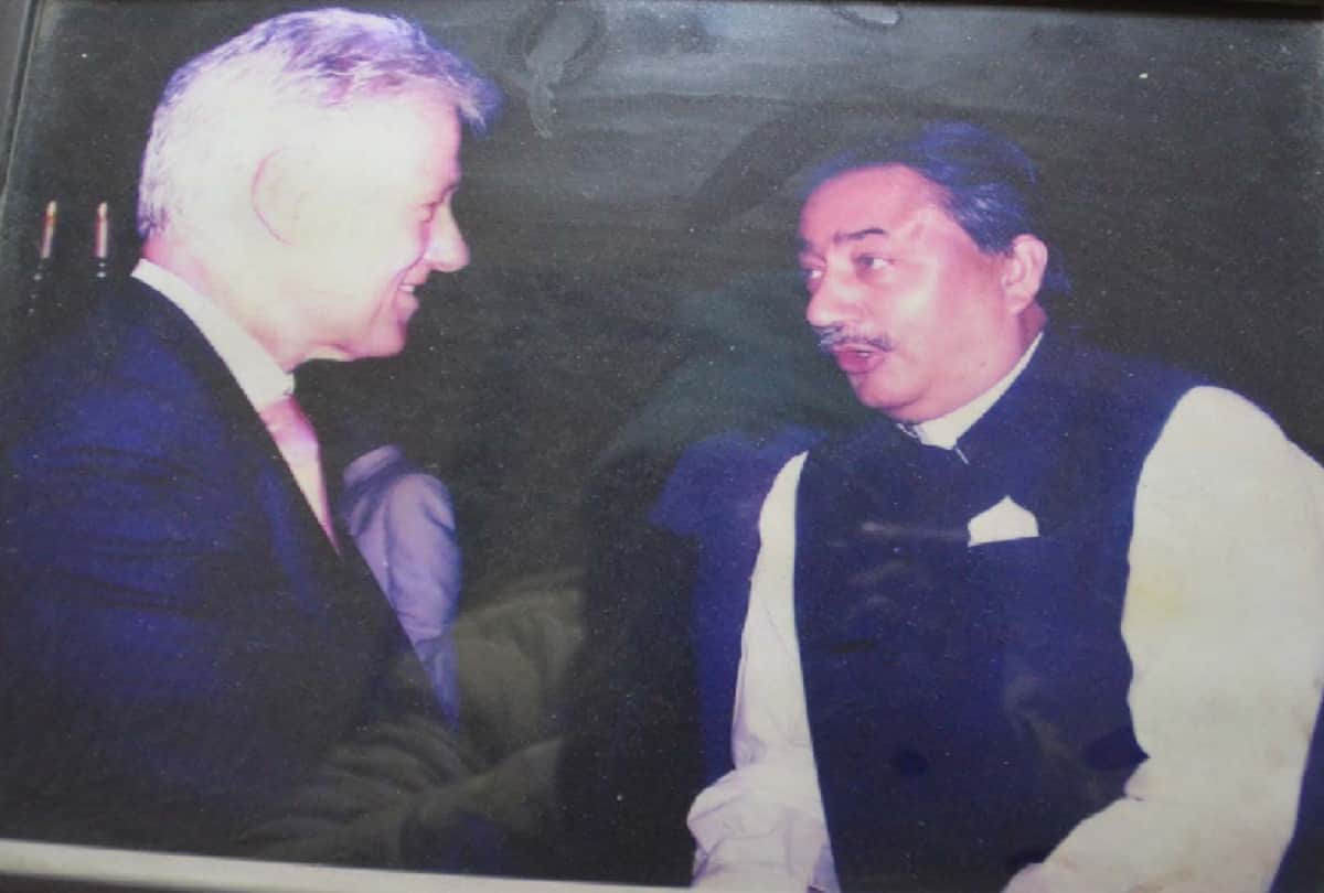 Former minister nawab kokab hameed had see the Taj Mahal with Aishwarya Rai