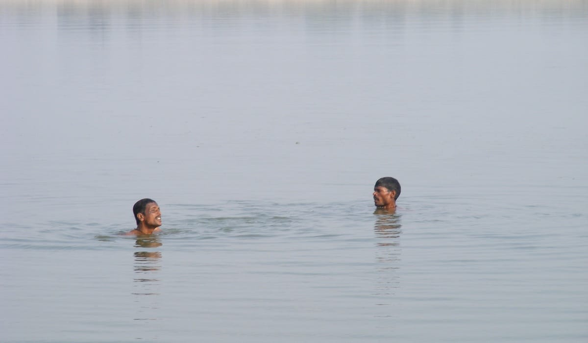 Three student drown in ganga river during bathing in ghazipur