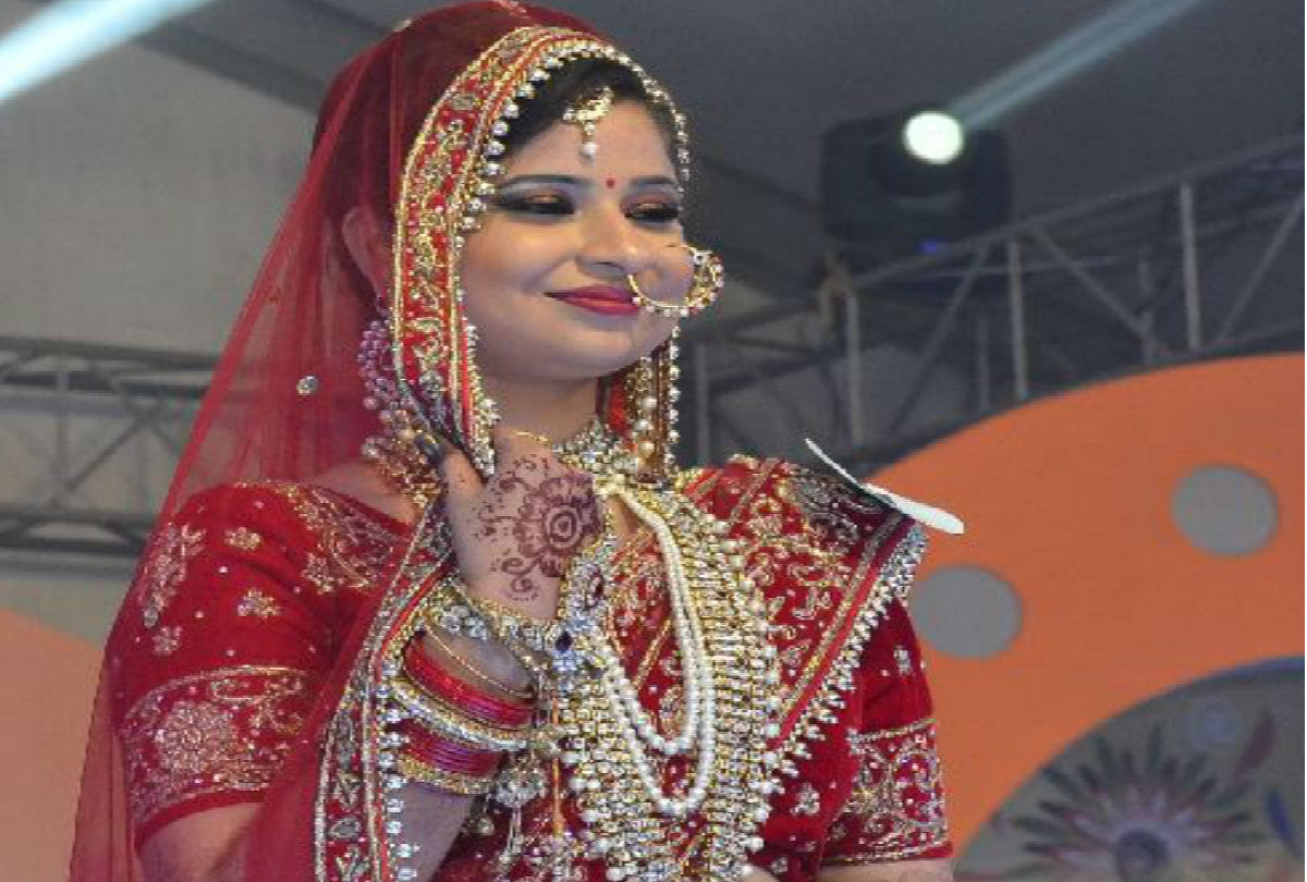 housewives catwalk on ramp in Mrs Agra Fashion Show