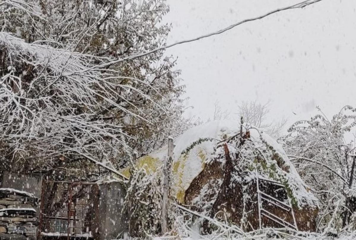 Himachal Pradesh Pattan valley in Lahul-Spiti district received fresh snowfall